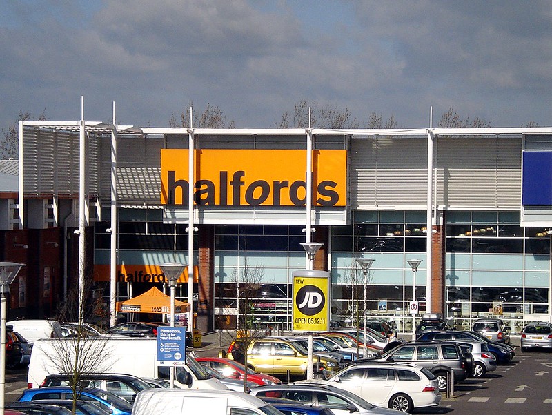 halfords.jpg